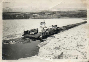 1949 Ice on the Columbia River